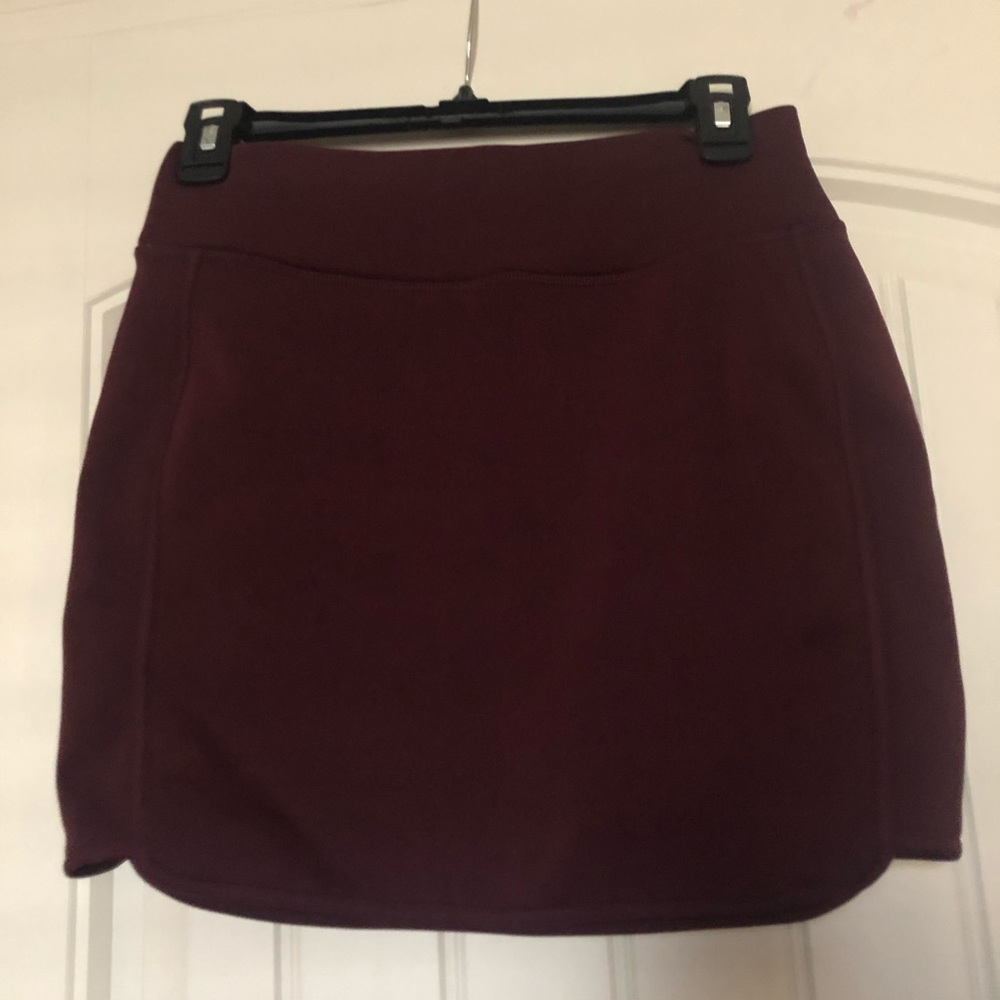 Athleta burgundy skirt.